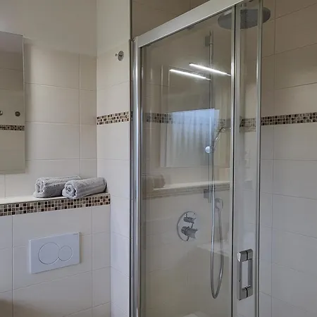 Haus Zur Duenenbake - 24 Apartmán *